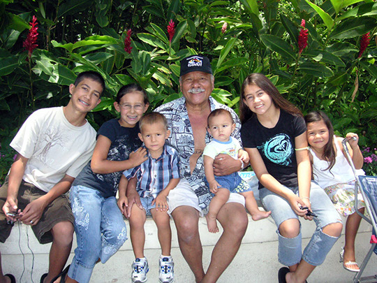 hawaii_076_with  my grandkids