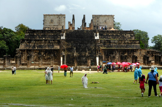 Chichen-Itza_20120815_024